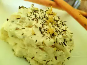 Feta Dip mit Thymian