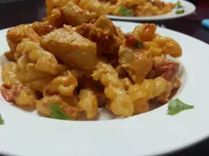 Gemelli mit Hähnchen und Gemüse