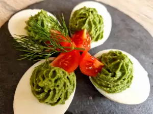 Gefüllte Eier mit Spinatfüllung