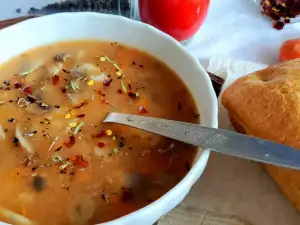 Klassische Pilzsuppe aus Champignons