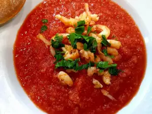 Gazpacho mit Garnelen