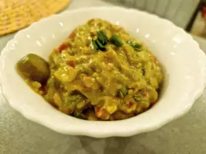 Guacamole mit Lauchzwiebeln