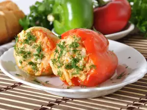 Wie lange werden gefüllte Paprika gebacken?