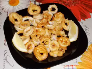 Knusprige Calamari im Bierteig