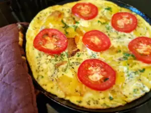 Frittata mit Kartoffeln und Tomate