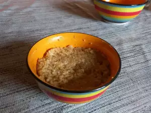 Amaranth Brei mit Honig und Hüttenkäse