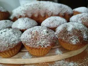 Küchlein mit karamelliesierte Bananen