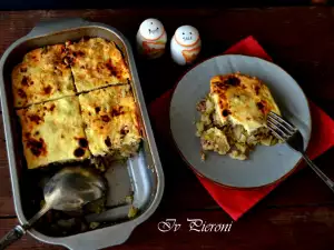 Keto Moussaka mit Hackfleisch und Blumenkohl