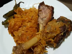 Sauerkraut mit Entenunterschenkel