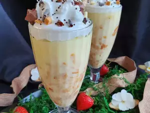 Dessertcreme mit hausgemachten Yufka