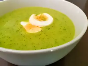 Die schnellste und günstigste Zucchinicremesuppe