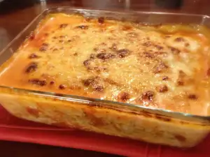 Hausgemachte Lasagna Bolognese