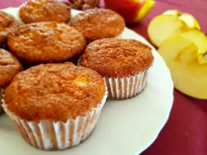 Muffins mit Apfel und Zimt