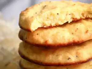 Zitronenplätzchen mit Mohnsamen