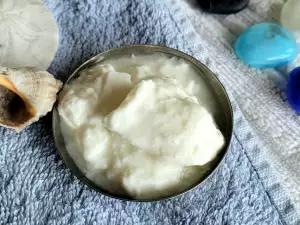 Feuchtigkeitsspendende Gesichtsmaske mit Joghurt