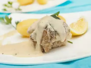 Sahnesoße mit Schmelzkäse für Steaks