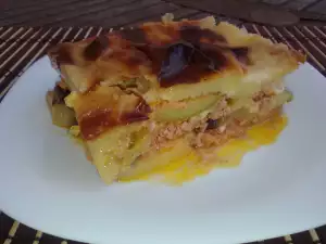 Moussaka nach Griechischer Art mit Auberginen