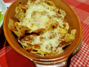 Nachos mit Hackfleisch und drei Käsesorten