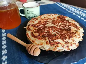 Haferflockenpfannkuchen mit Apfel