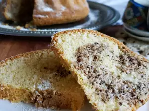 Fluffiger Pandispankuchen mit Walnüssen