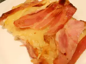 Gebackene Kartoffeln im Speckmantel