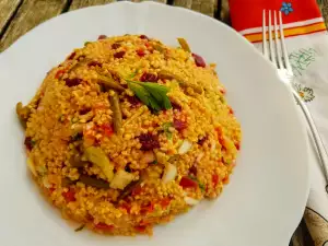 Veganer Hirsepilaw mit grünen Bohnen und Roter Bete