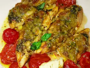 Hähnchen mit Pesto und Mozzarella im Ofen