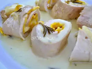 Gefüllte Hähnchensteaks in herrlicher Soße