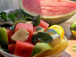 Sommerfruchtsalat mit Wassermelone