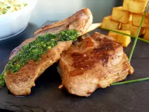 Putensteaks mit Petersilienpesto