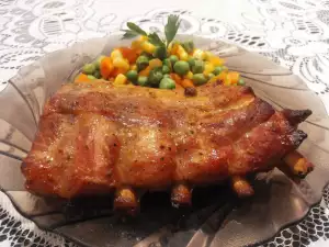 Schweinerippchen mit Honig und Senf im Ofen