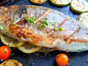 Fisch auf der Grillplatte