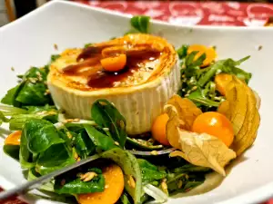 Baldriansalat mit Ziegenkäse und Physalis