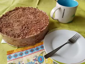 Schoko-Keks-Torte mit Saurer Sahne