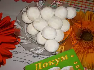 Schneebällchen mit Lokum