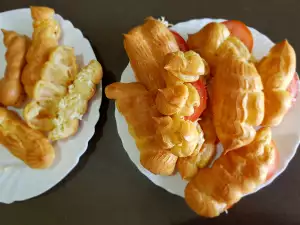 Herzhafte Eclairs mit Käse