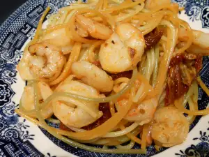 Spaghetti mit Garnelen und Knoblauch