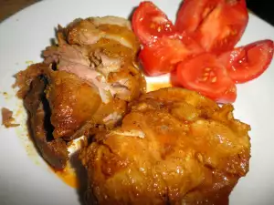 Gebackene Schweinshaxe mit Gewürzen