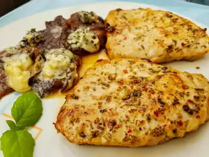 Schweinerücken mit Shiitake Pilzen und Blauschimmelkäse