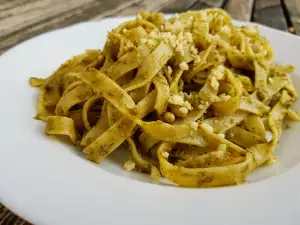 Tagliatelle mit Pesto Genovese
