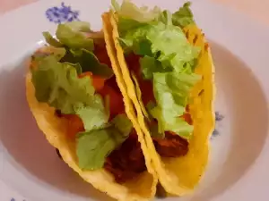 Vegane Tacos mit schwarzen Bohnen