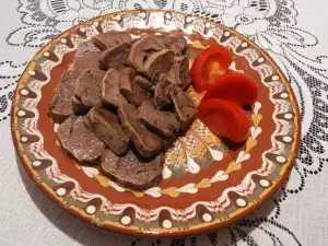 Aromatische Rinderzunge in Butter