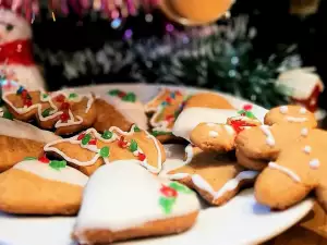 Weihnachtsplätzchen mit Ingwer und Muskatnuss