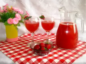 Jagonada (Erdbeer-Limonade)