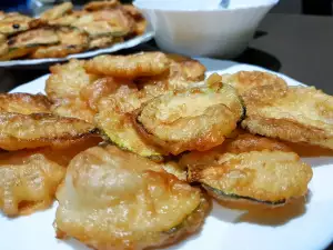 Zucchini in Eiweiß Tempura