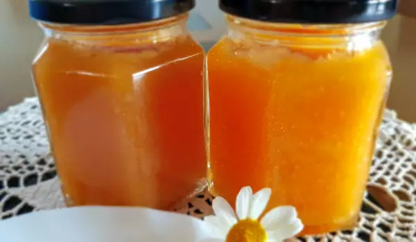 Aprikosenmarmelade mit einem Hauch von Vanille