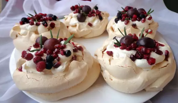 Mini Pavlova Ballerinas