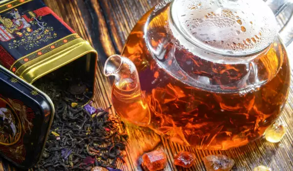 Schwarzer Tee oder Chai Tee ist ein Ersatz für Kaffee