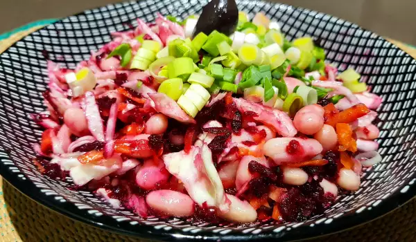 Salat mit Bohnen, Rote Bete und Weißkohl
