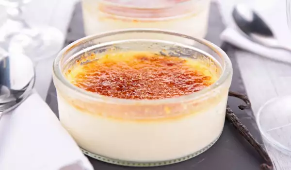 Hausgemachte Crème Brûlée